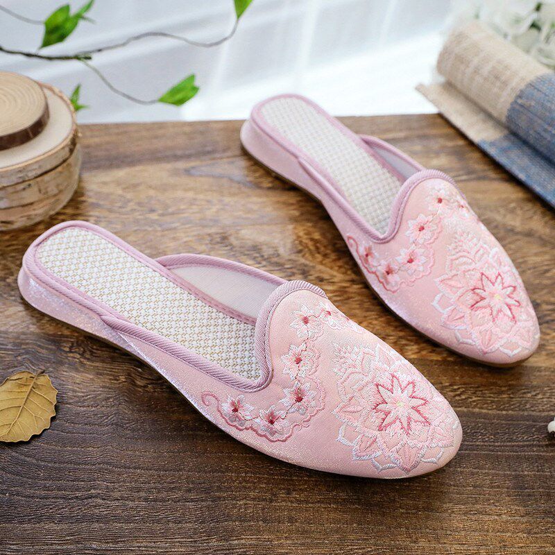 极速春夏新款民族风缎面绣花拖鞋女居家旗袍配P鞋低跟古风外穿穆