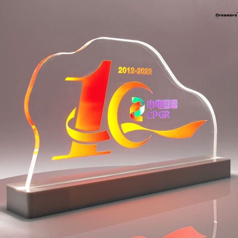 公司企业亚克力定制桌牌酒店前台烟酒柜台K发光立牌摆台展台广厂