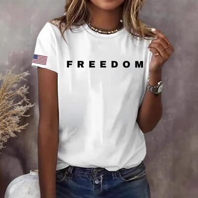 Two-Piece Set Women's Letter Print Fitted Tee & Shorts