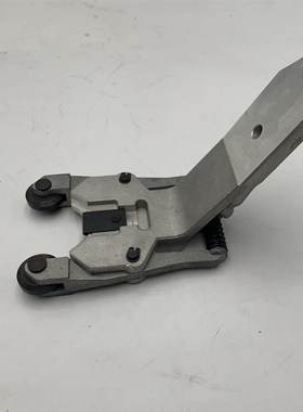 圣杰刀库配件加工刀架数控机床BT30刀夹刀爪钻攻机伞形夹臂式刀库