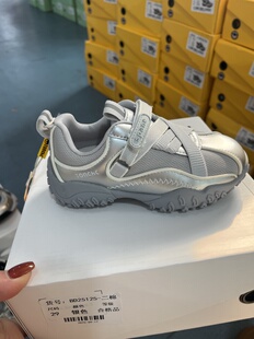 新款四季童话村男女同款登山运动鞋