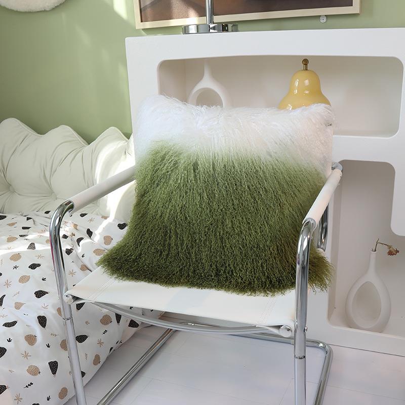 爆款新款渐变皮草靠垫客厅沙发滩羊毛靠枕长毛靠背垫女生大抱枕高