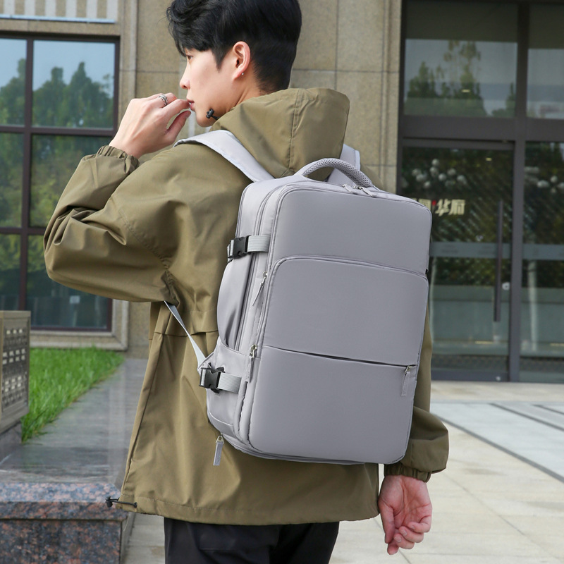 欧洲站新款大容量旅行背包旅行上班通勤商务笔记本电脑包学生双肩