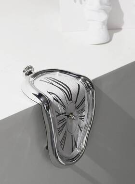 现代轻奢融化时钟创意摆件x样板房间居家客厅卧室桌面软装饰