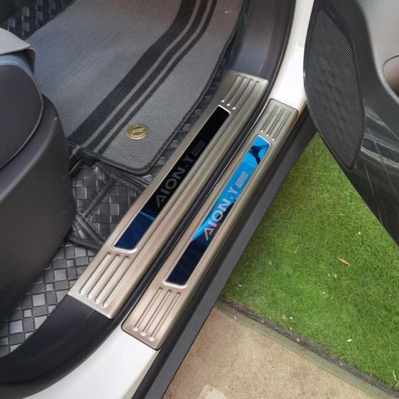 23款广汽埃安Yplus门槛条迎宾踏板埃G安Y不锈钢改装踏板后备箱护