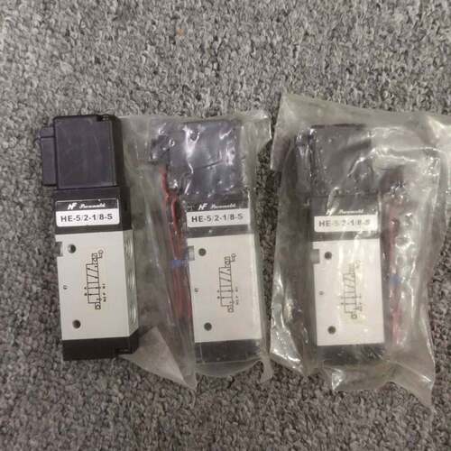 可维修HE-5/2-1/8-S电磁阀 3个共300包邮