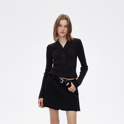 AVVENN冬季手感顺滑穿着舒适修身V领针织套衫AM90601814