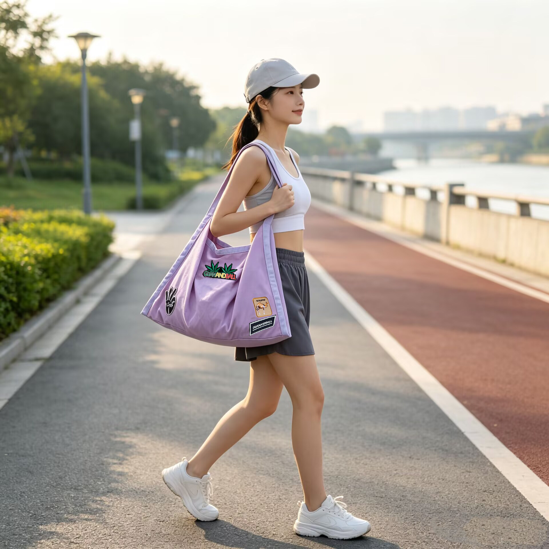 女大容量轻便防水托特单肩包