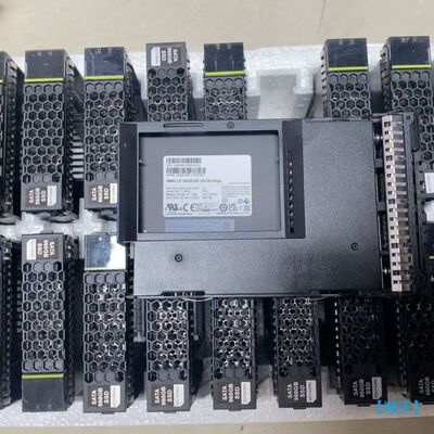 【顺庆】超聚变全新拆机PM883 960G SSD 3.5寸，可以换【议价】
