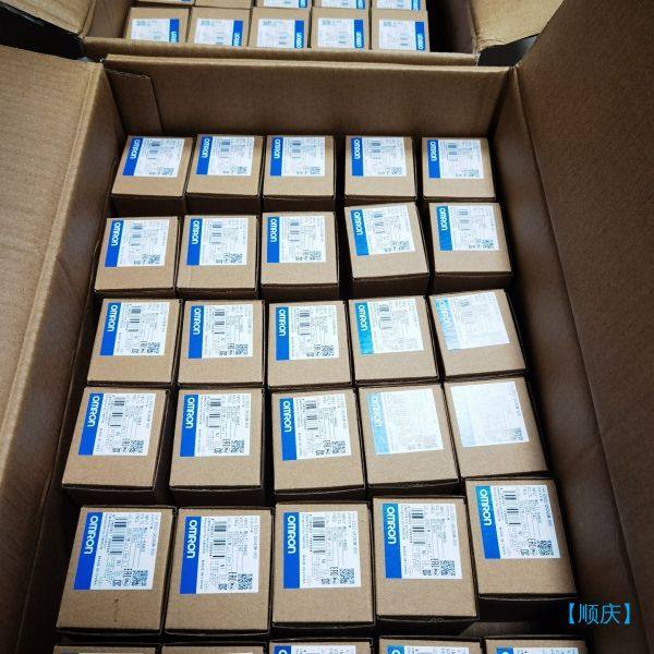 【顺庆】E5CC-QX2ASM-802欧姆龙温控器全新正品【议价】