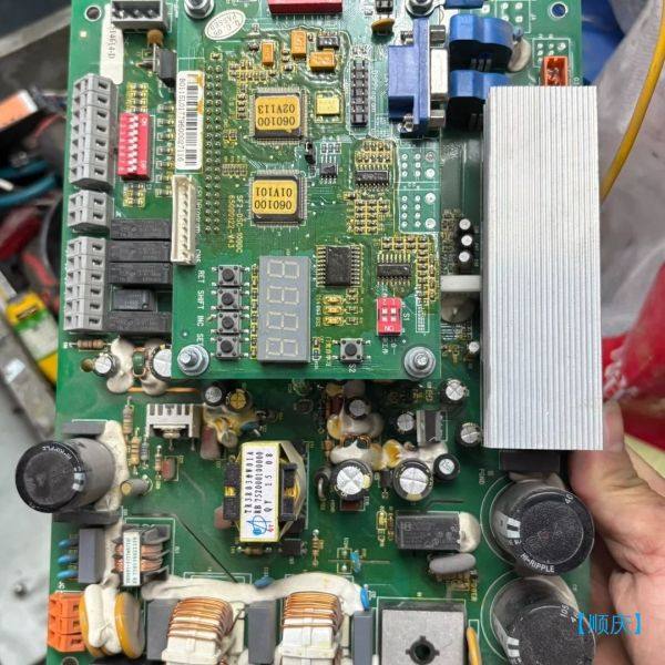 【顺庆】日立电梯门机板SF2-DSC-1200 二手拆机，原装无修，【议