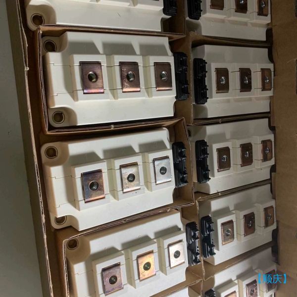 【顺庆】英飞凌FF450R12KT4两单元模块全新的.年份24+ 全【议价】