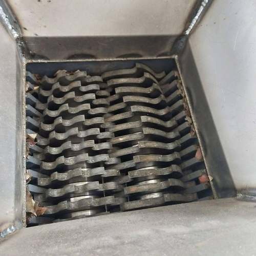 厂家直销生活垃圾撕碎机小型双轴撕碎机彩钢瓦撕碎机钢丝撕碎机