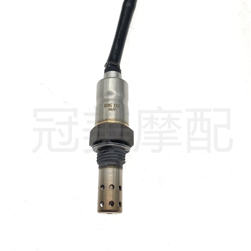 适用三阳 XeS125T-16C fiddle 飞度4 排气管含氧传感器