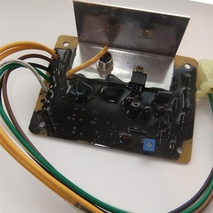 MGE67d00汽油发电机配件 稳压板 AVR 稳压器 调压板