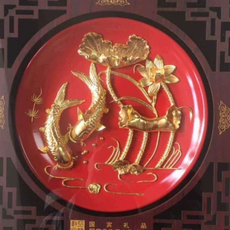 特色礼品厦门红木家居饰品漆线工艺品年年有余裱框摆件雕漆宝砂