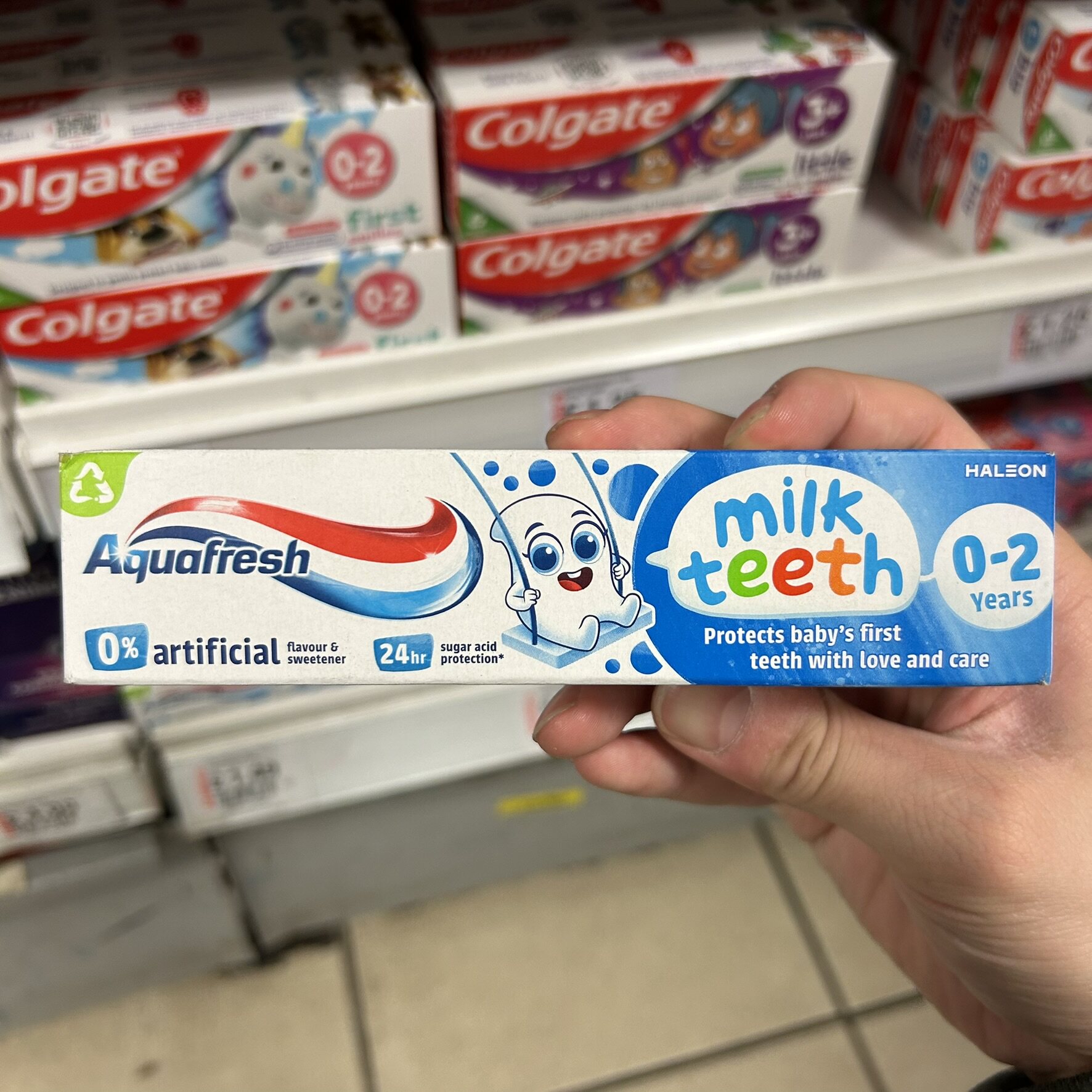 英国原装进口AQUAFRESH牙膏婴儿乳牙儿童牙齿温和配方水果口味