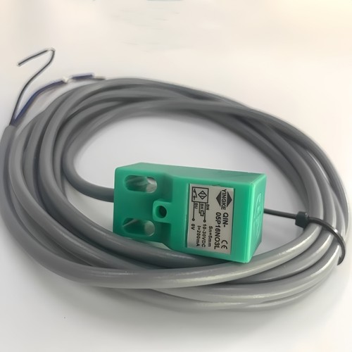 接近开关QIN-05P16N03 15P30 05P16NO3L P03 Q1N QIN-05P16PO3U