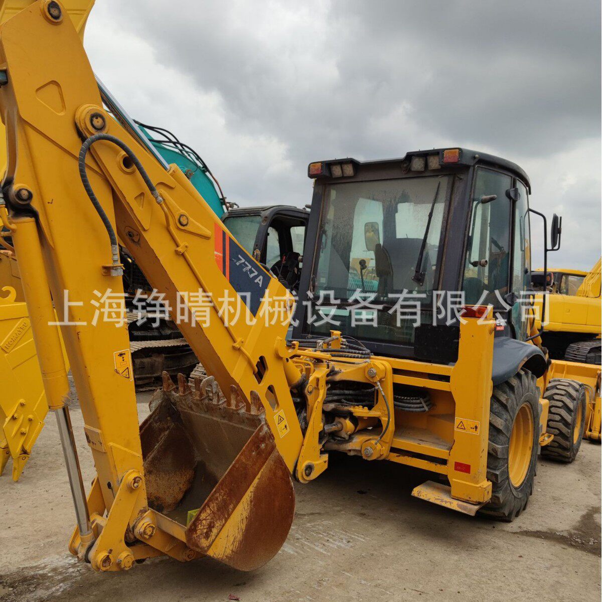 现货常年出口提供货代柳工CLG777A 挖掘装载机(两头忙)88888888