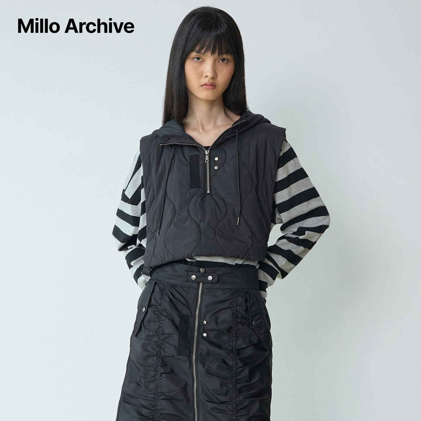 Millo Archive25冬款韩版半拉链连帽无袖马甲女黑色百搭坎肩外套