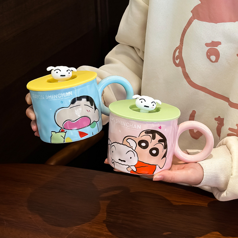 蜡笔小新马克杯陶瓷带盖杯子情侣水杯家用早餐杯女生咖啡杯伴手礼