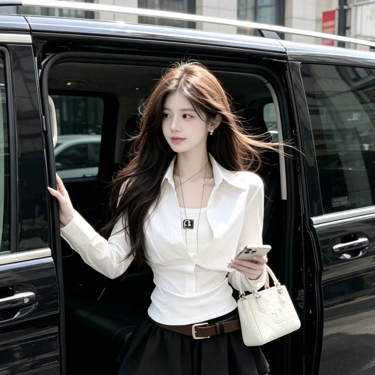 修身显瘦白色假两件上衣女2026秋季气质翻领长袖衬衫半裙两件套装