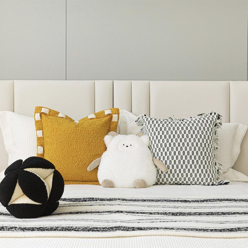 现代北欧风黄色黑白软装床品儿童房样板房间9件套抱枕搭毯组合