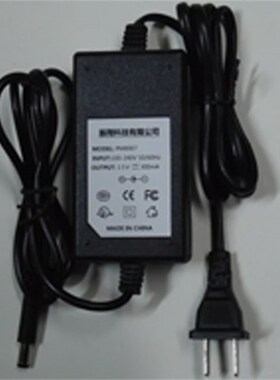 DVE DSA-20oD-12 1 095161 通用电源适配器