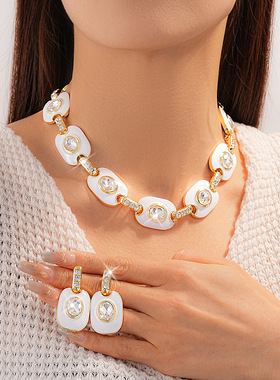 复古宫廷风滴油椭圆锁骨链套装