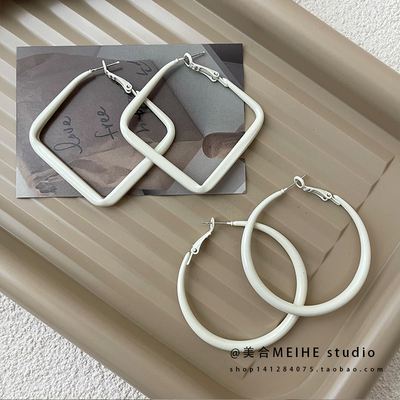 极速.European geometry Turapezoid Retro fashion earring lady