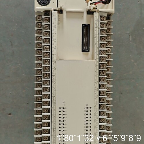 AX2N-64MR-ES 士林PLC控制器 64个点的继电器