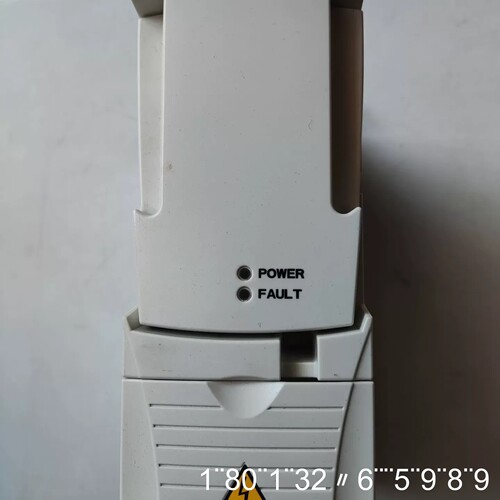 变频器ACS355-03U-01A2-4