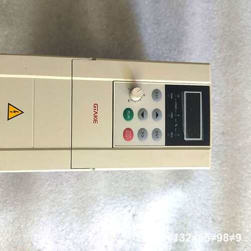 GK500-4T2.2B 吉泰科变频器 2.2KW 3议价
