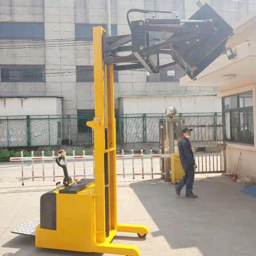 普尔夫YL650全电动油桶翻转车站驾式全自动油桶抱夹倒料车倾倒车