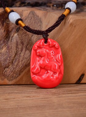 陶瓷吊坠女黄色生肖小p狗项炼戴脖子炼个性挂炼衣服配饰品挂件招