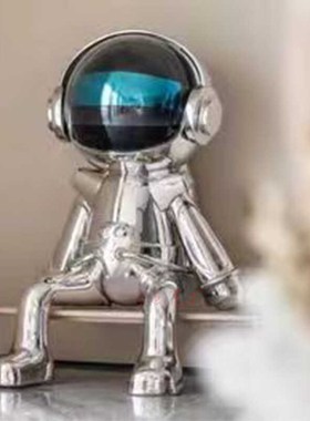 太空猫机械d人大摆件kaws酒吧奶茶店网红拍照打卡装饰橱窗坐姿雕