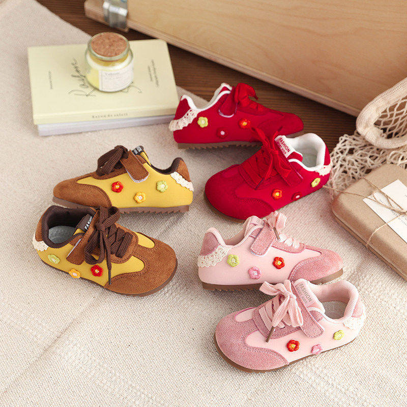 真皮女童复古德训鞋2026春秋新款儿童鞋休闲运动鞋软底时尚阿甘鞋