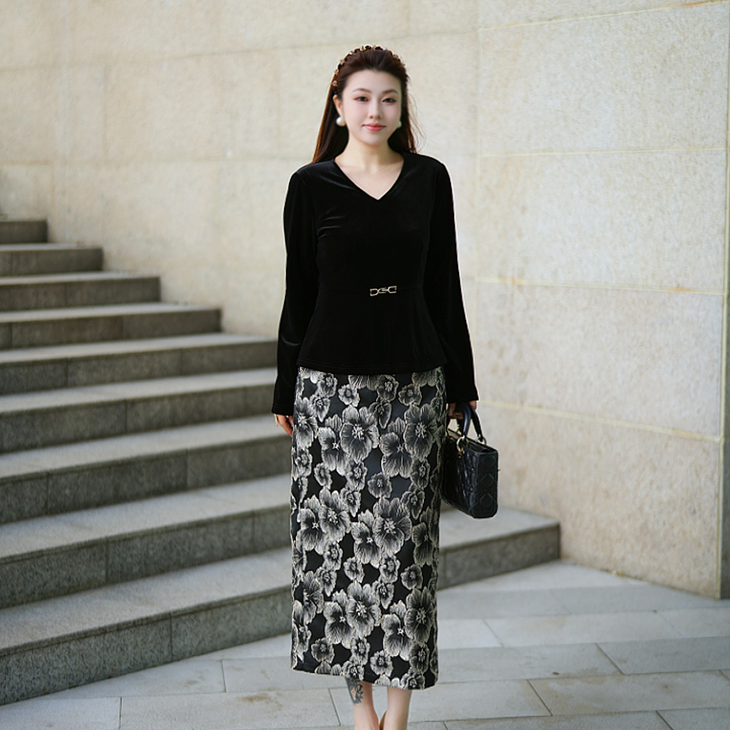 XYD71763/XYD71764轻奢气质大码女装丝绒上衣丝绒提花半身裙套装