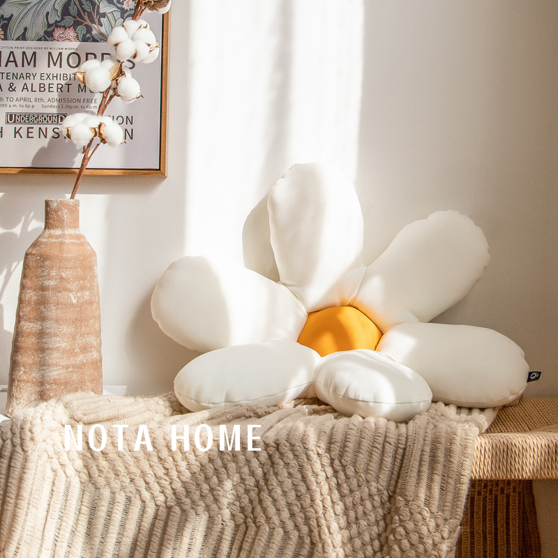 北欧太阳花朵抱枕沙发靠垫飘w窗民宿客厅坐垫网红鸡蛋花ins可爱女