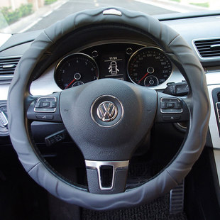 汽车方向盘套羔羊皮o方向盘套真皮汽车把套四季 通用小车方向套皮