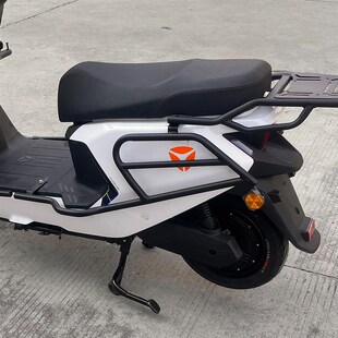 适配雅迪电动g车T35 配件 M保险杆防撞防摔护杠尾箱架置物货架改装