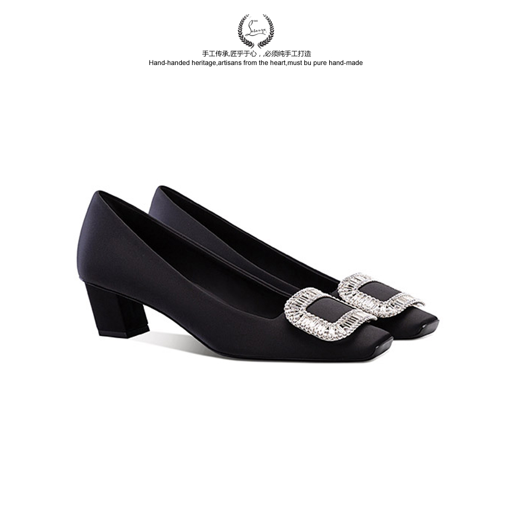 rv方扣单鞋粗跟钻扣黑色气质浅口方头中跟丝绸缎高跟鞋婚鞋4cm