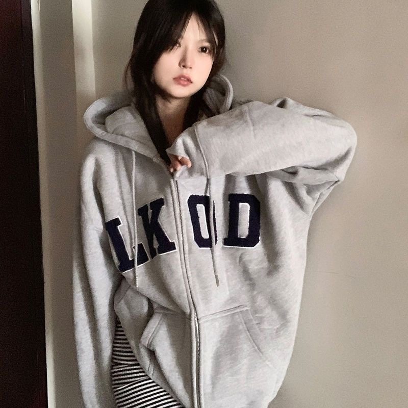 美式复古潮新款字母拉链连帽卫衣女宽松开衫杏色上衣宽松休闲