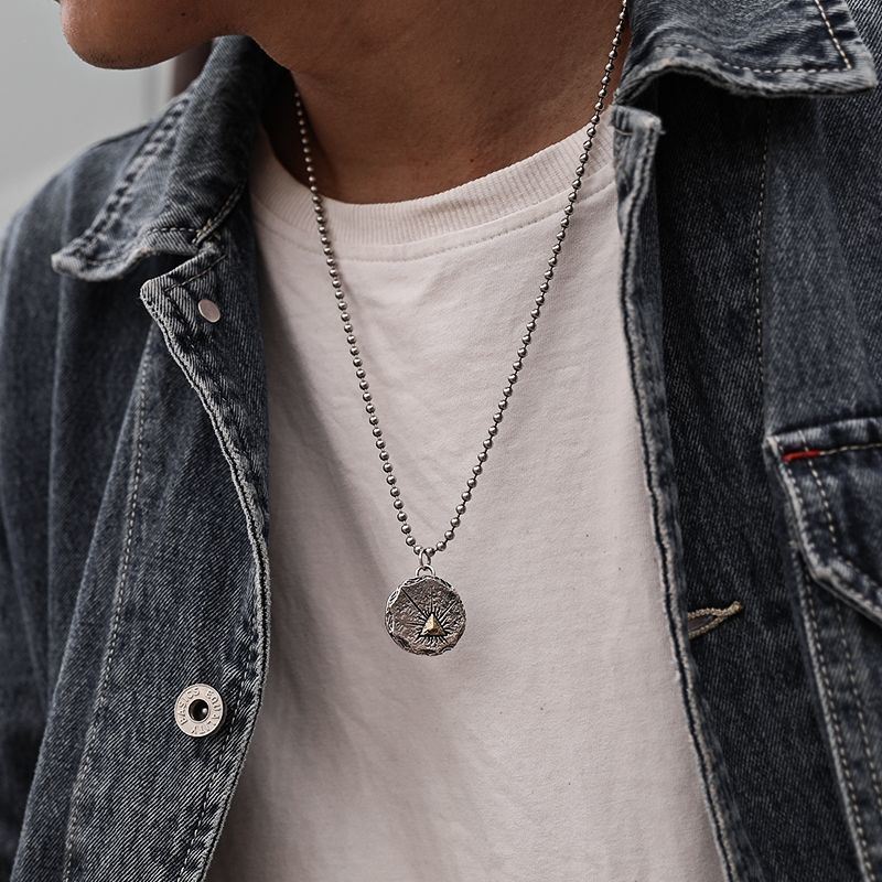 极速上帝之眼项链男个性复古潮男E吊坠嘻哈套链原宿风生日礼物