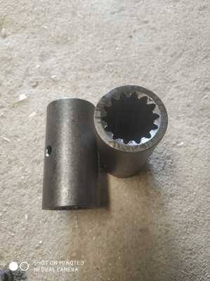 极速上海纽荷兰504/554拖拉机配件 前驱动分动箱V输出轴 连接套