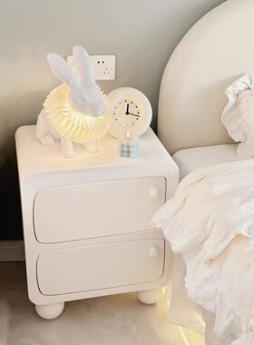 北欧现代床头柜卧室简约收纳小边柜储物小柜子奶油白色洞穴床边柜