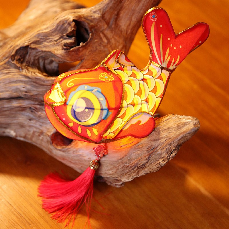 鲤鱼跳龙门翘头锦鲤宫灯笼 手提发光F复古风红金鱼灯手工花灯成品