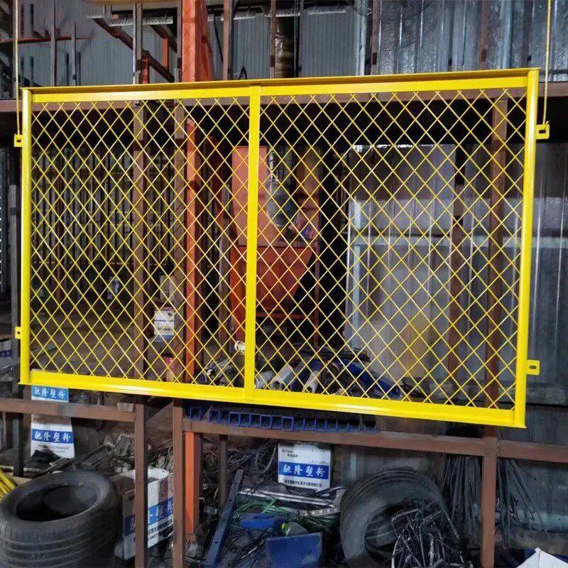 皮带输送机防护网矿用胶机带金属护栏传送带两侧围网运输机隔离网