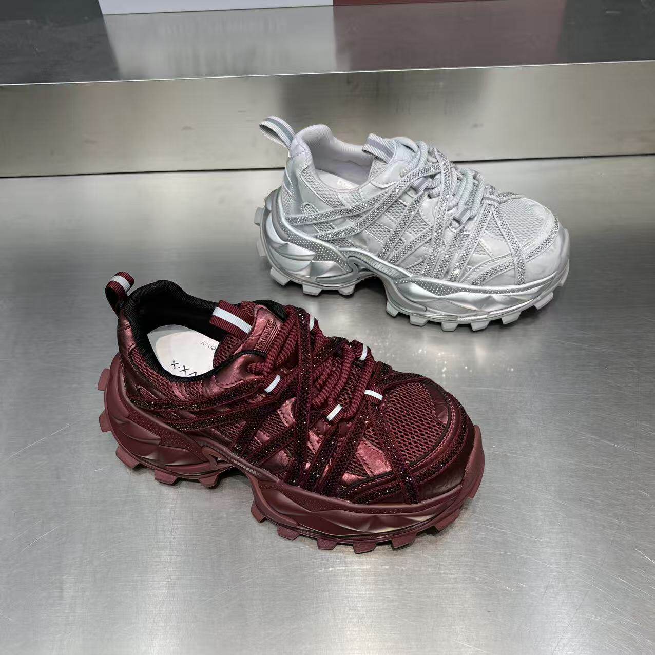 厚底轻便防滑老爹鞋女2026新款春款女款鞋子女爆款软底不累脚百搭