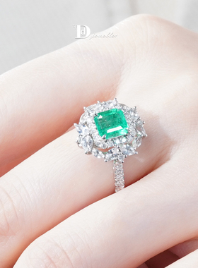 【珠宝人DD】现货18k白镶嵌哥伦比亚祖母绿白蓝宝两戴款戒指CGRL